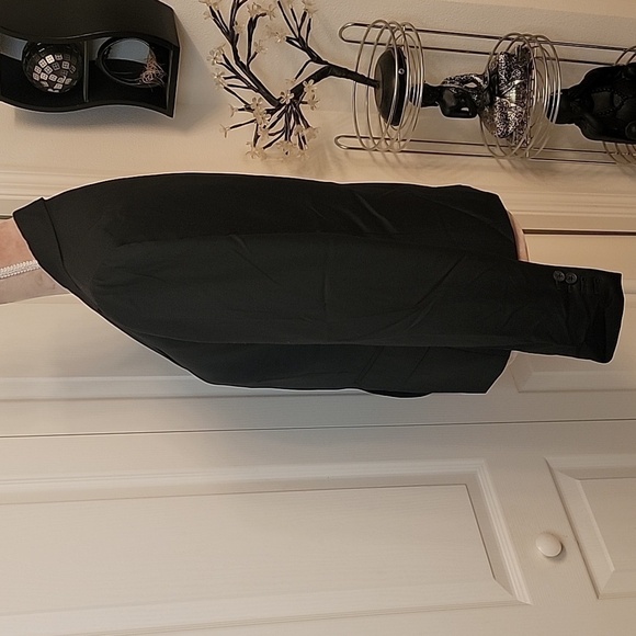 J. Crew Women's Black Super 120's 100% Wool Blazer Jacket 2 Button Size 10 EUC! - Picture 3 of 10